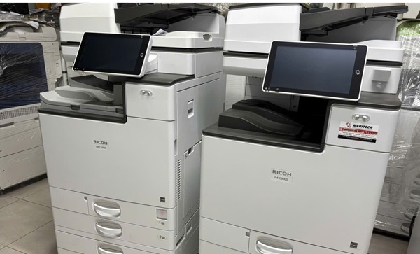 thuê máy photocopy màu